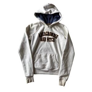 Y2K Abercrombie & Fitch Women’s Medium White Patched Logo Raw Edge Raglan Hoodie